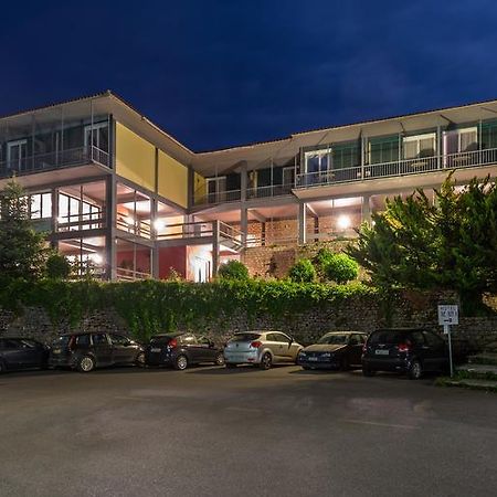 אנדריטסאינה Theoxenia Hotel מראה חיצוני תמונה