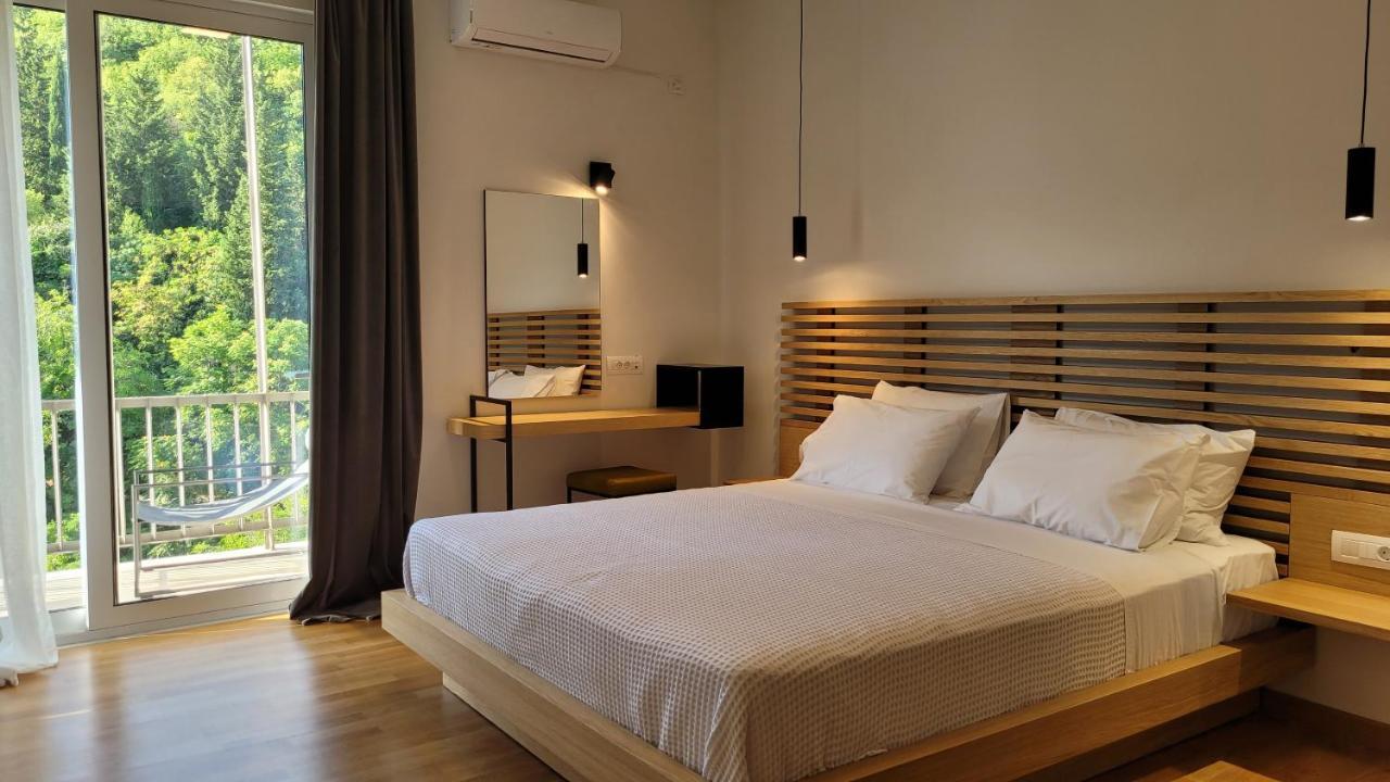 אנדריטסאינה Theoxenia Hotel מראה חיצוני תמונה