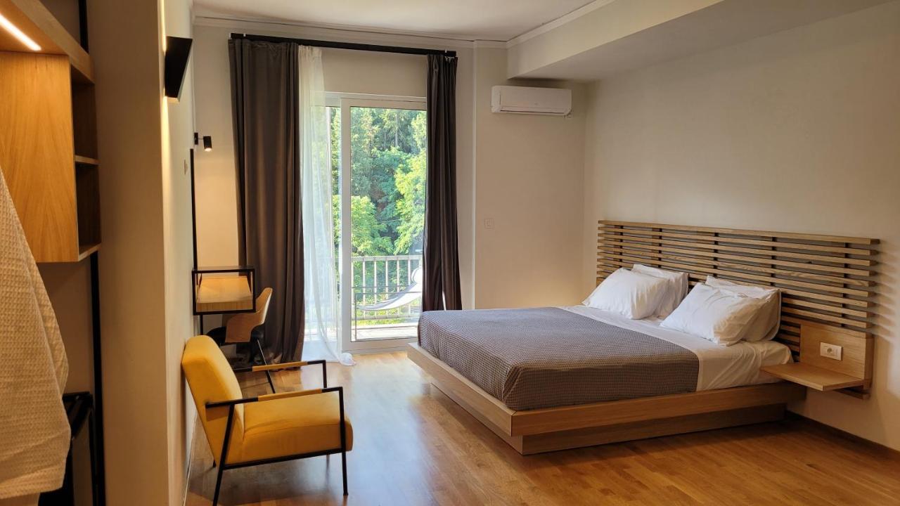אנדריטסאינה Theoxenia Hotel מראה חיצוני תמונה